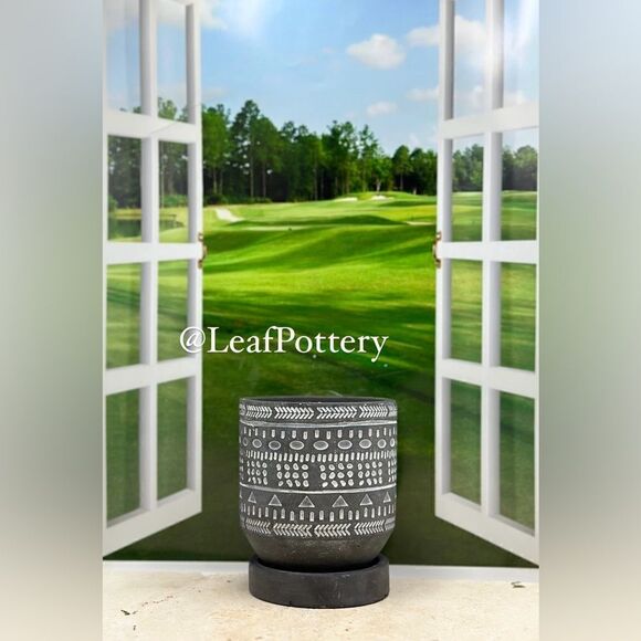 Sebastian Gray/White Concrete Planter Pot with Saucer Attached - Picture 1 of 9